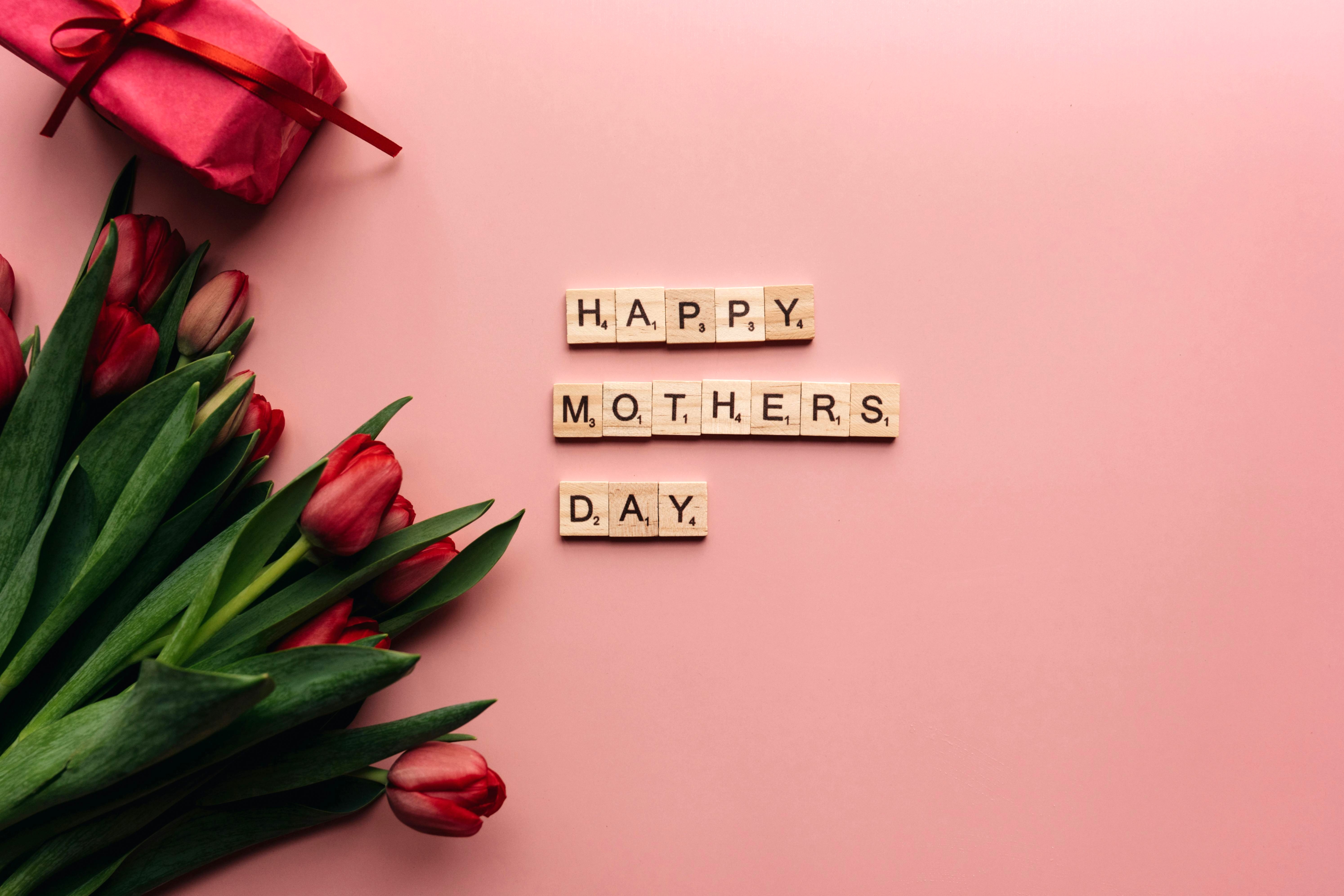 The Ultimate Mother’s Day Gift Guide: Smart Tech to Keep Mum & Grandma Connected 