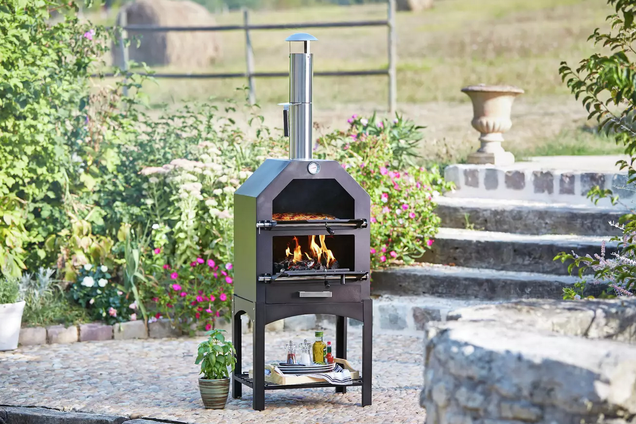 Outdoor Pizza Ovens: Cooking up the best results