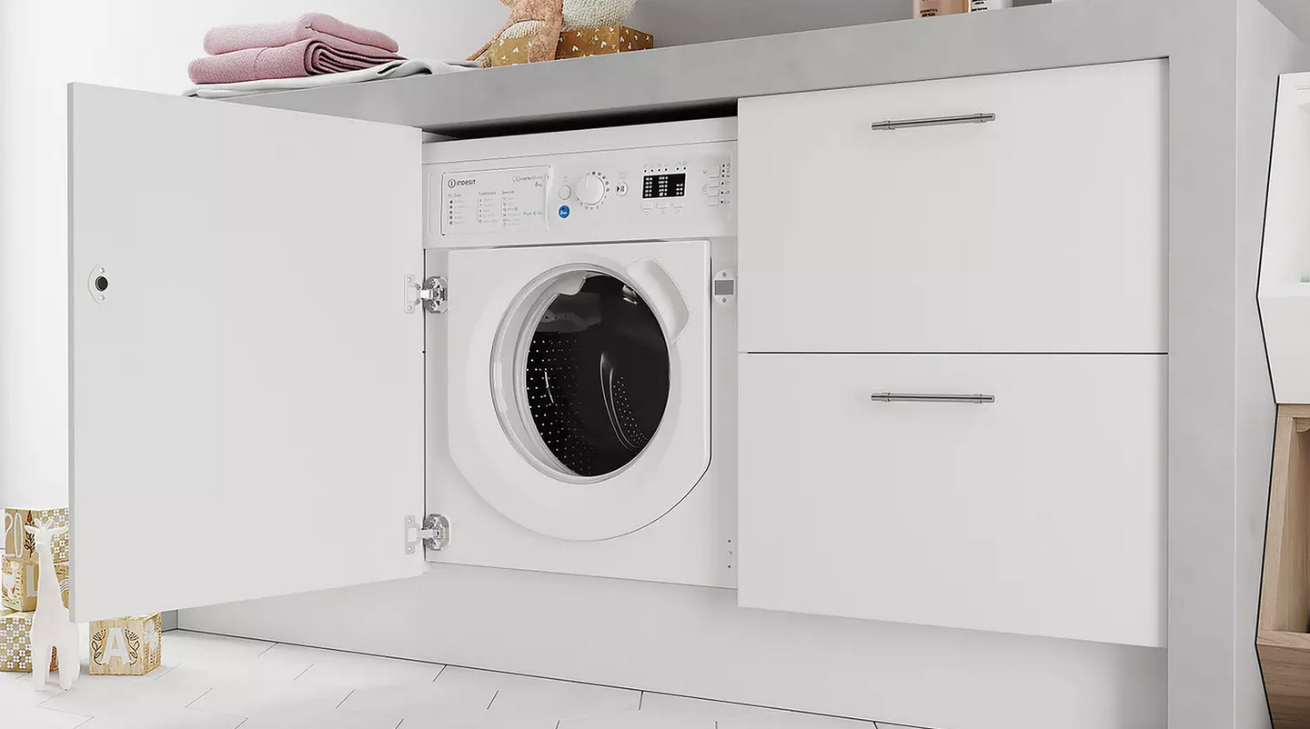 How turning down to 30 degrees can save energy on your washing machine 