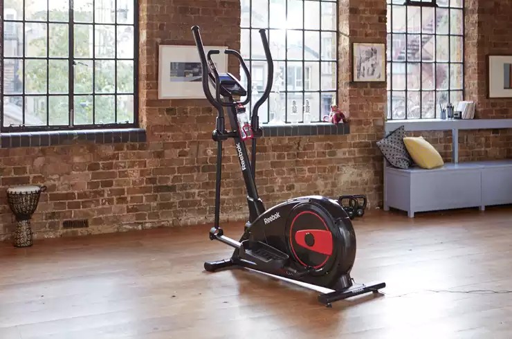 Stride in Style: The Coolest Features to Look for When Buying a Cross Trainer 