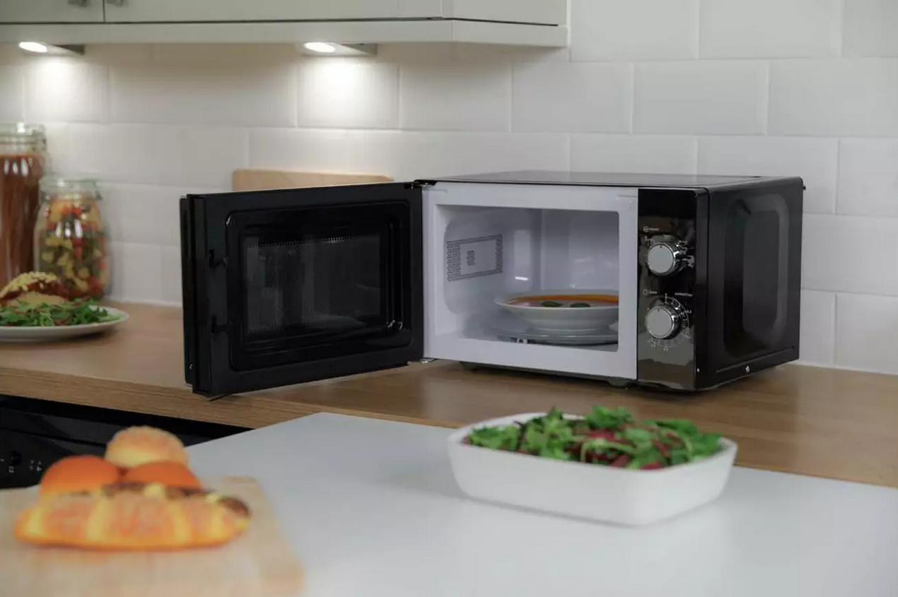 Preventing condensation build-up in microwaves