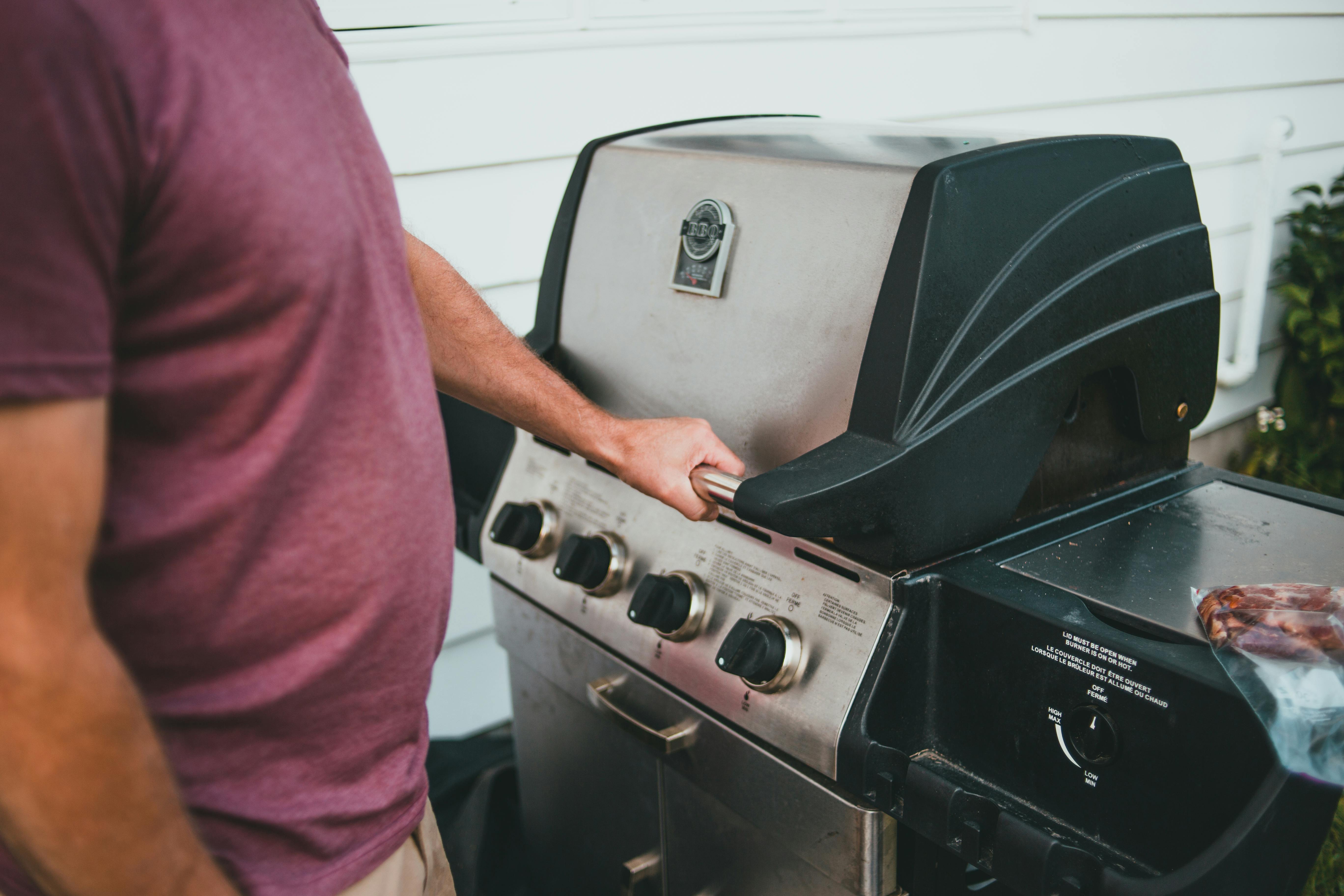 How to Shut Down Your BBQ for Winter: Clean, Check and Store 